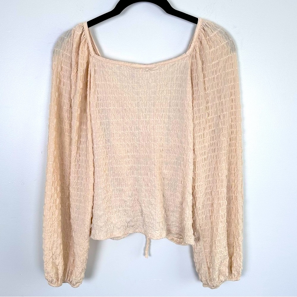 BKE Willow Root Textured Cinch Tie Blouse Cream Size Small - Picture 9 of 11